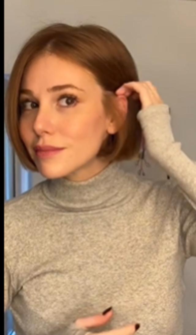 Elçin Sangu  1