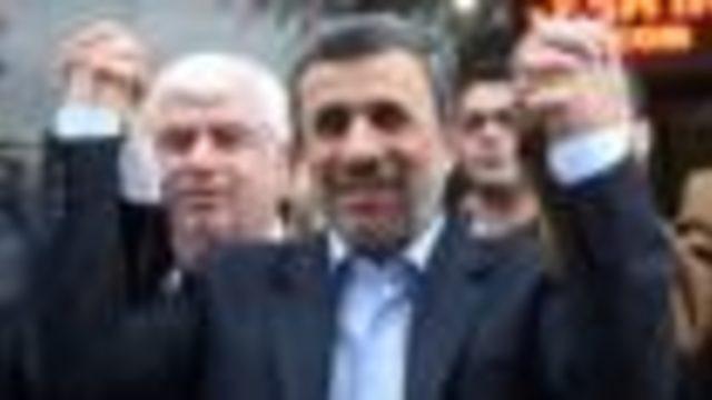 İran: Ahmedinejad cumhurbaşkanlığına yeniden aday