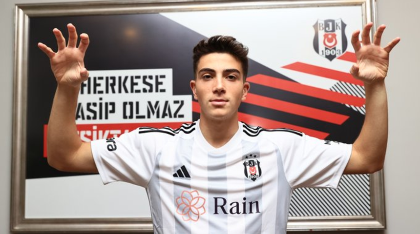 SON DAKİKA: Beşiktaş 18'lik genç yıldız Yakup Arda Kılıç ile 4 yıllık sözleşme imzaladı! 