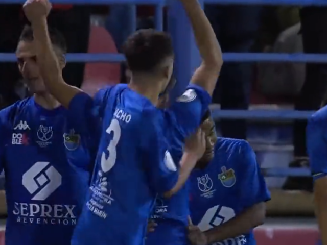 12-1 yenildiler, sevinçten havalara uçtular!