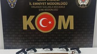 İzmir'de silah kaçaklığı operasyonunda 1 şüpheli tutuklandı