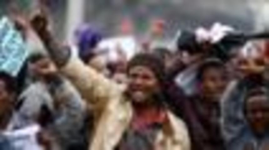 Etiyopya'daki protestolarda 'yaklaşık 100 kişi &ouml;ld&uuml;r&uuml;ld&uuml;'