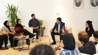 Murat Kurum, Filistinli üniversite öğrencileriyle buluştu