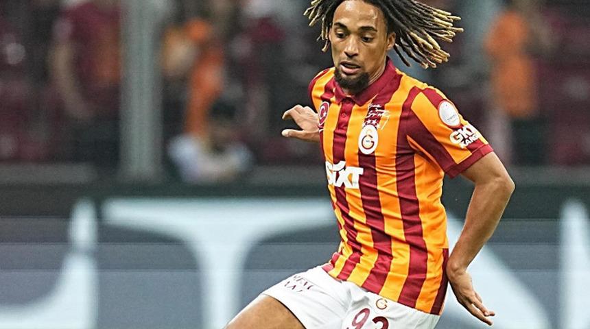 Sacha Boey'den milli takım için büyük fedakarlık! Ailesinin tamamını Fransa'dan Türkiye'ye çağırdı