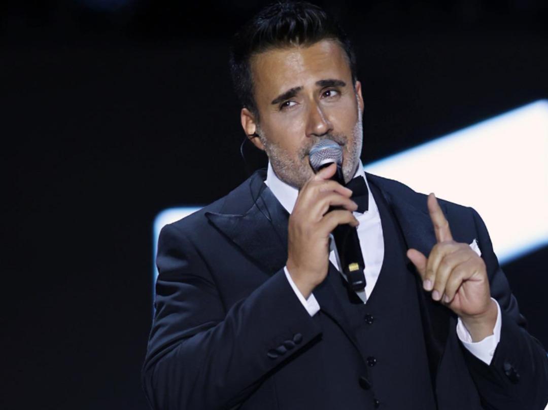 Ünlü türkücü Emrah ın serveti gündemde! 300 ü aşkın ev, 12 dükkan, spor kompleksi... Saymakla bitmiyor 2