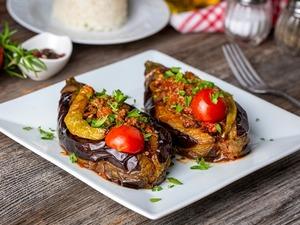 Masterchef karnıyarık tarifi! Patlıcan severlerin bayıldığı karnıyarık nasıl yapılır? İşte püf noktaları