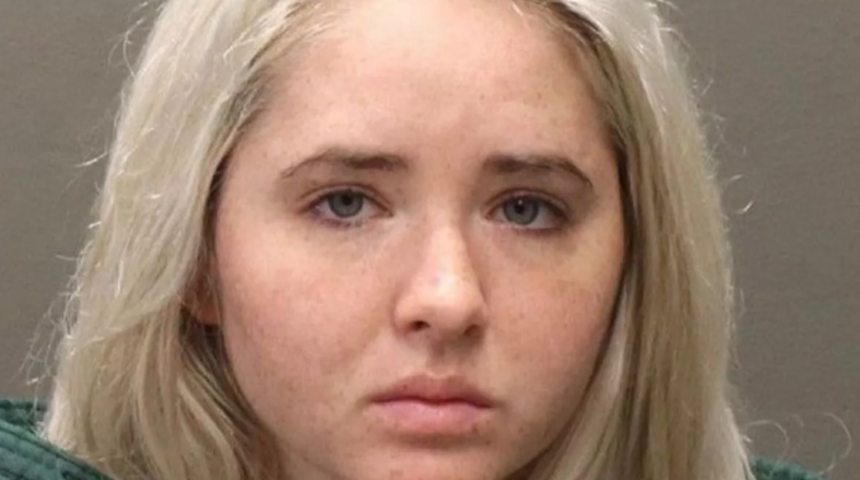 13 yaşındaki çocukla ilişki yaşadı! Yasak aşkı ortaya çıkartan anneyi konuşmaması için silahla tehdit ederek korkuttu