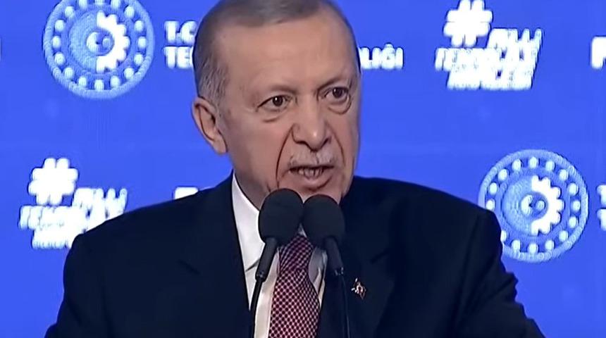 SON DAKİKA | "Hızla gelişen elektrikli araç piyasasına sahip olma yolundayız" Cumhurbaşkanı Erdoğan açıkladı: 2030'da Avrupa’nın batarya üretim üssü konumuna gelmekte kararlıyız