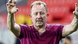 Beşiktaş'ta Sergen Yalçın gelişmesi! Tecrübeli teknik adamla anlaşma sağlandı