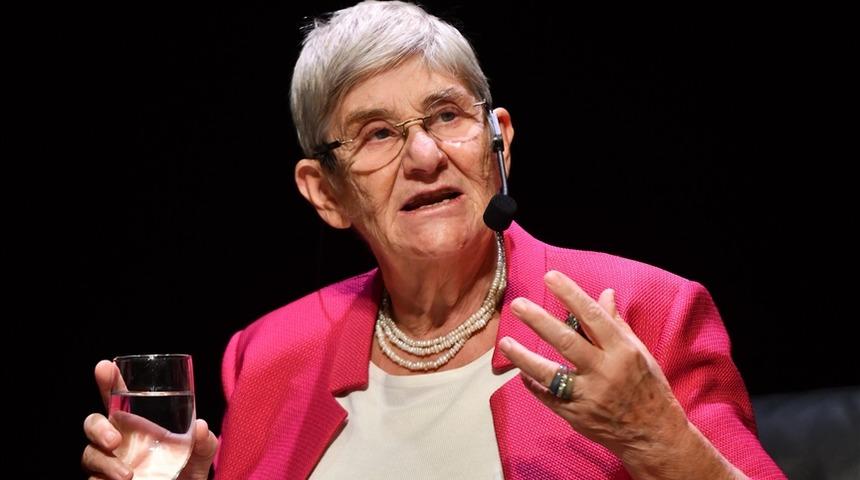 Canan Karatay listeyi verdi! Kış aylarında vücudumuza kalkan olacak besinler bakın nelermiş