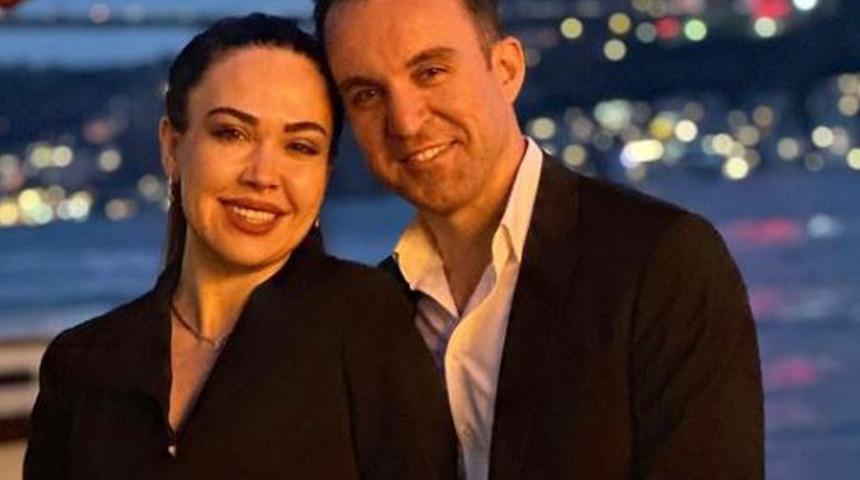 Feyza Altun, fenomen Özlem Öz'ün peşinde! "Profilini temizliyormuşsun..."