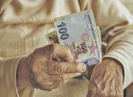 5000 TL emekli ikramiyesi ne zaman yatacak? SSK, Bağkur emeklisinin gözü banka hesaplarında! Tahsis numarasına göre ödeme takvimi belli oldu