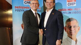 Özgür Özel'den dikkat çeken İmamoğlu yorumu! 'Hangi işin ucundan tutsa dört dörtlük yapar'