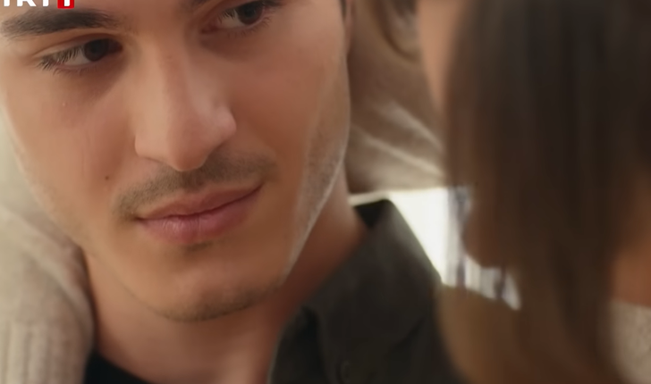 Kendi Düşen Ağlamaz'daki çekim hatası dikkatlerden kaçmadı! Enes Koçak ve Eylül Tumbar'ın o sahnesi gündem oldu! Sadece saniyeler var... G3