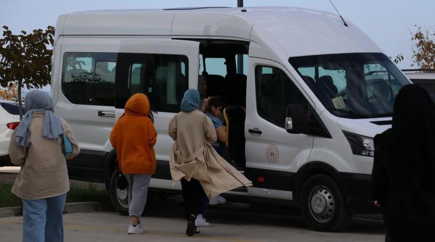 Yalova'daki KYK yurdunda 140 öğrenci gıda zehirlenmesi şüphesiyle hastaneye kaldırıldı
