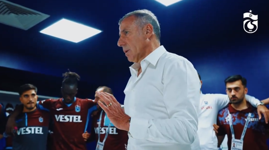 Ne dediyse bir bir çıktı! Abdullah Avcı'nın Fenerbahçe derbisi öncesi takım toplantısını yayınladılar