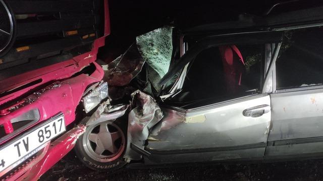 Sancaktepe'de trafik kazasında 2 kişi yaralandı