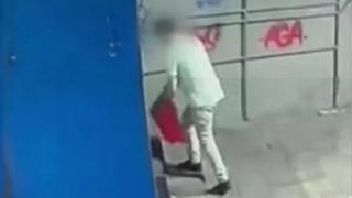 Sokakta gördü, poşete koyup götürdü! Tekmeleyerek öldürdü... Kedi katili yakalandı