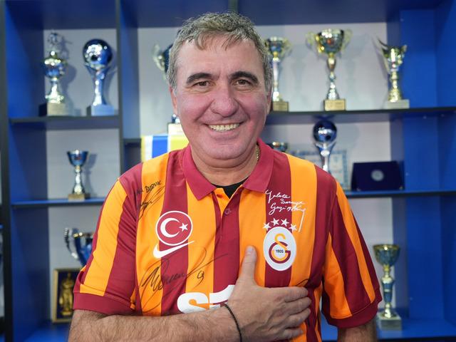 Gheorghe Hagi'den transfer itirafı! ''Ümit ediyorum ki bir gün Galatasaray forması giyer''
