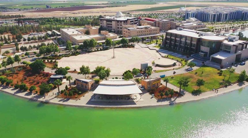 İsrail &uuml;r&uuml;nleri &uuml;niversitenin raflarından kaldırıldı