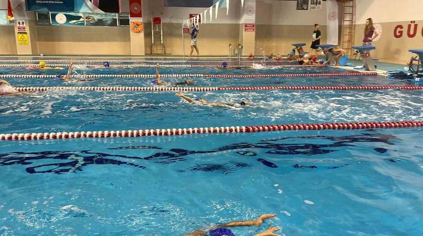 Aydın’da yüzme bilmeyen kalmıyor