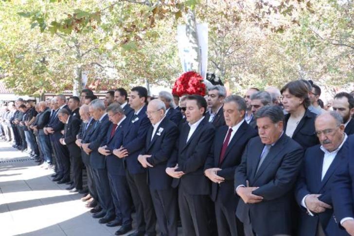 Kurultay sonrası ilk! Cenaze töreni sonrası bir vatandaş Kılıçdaroğlu'na böyle seslendi, o anlar dikkat çekti G4