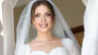 Yasak Elma'nın yıldızı Eda Ece pozuyla büyüledi! Anneler doğru mu? diyerek paylaştı