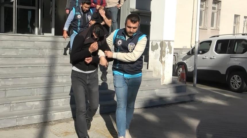 Kar vaadiyle 7 kişiyi 1 milyon TL dolandırdılar: 1’i kadın 4 gözaltı