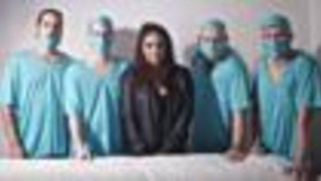 İngiltere Başbakanı May'e Yalancı diyen şarkı iTunes'ta bir numara