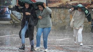 Serin ve yağışlı hava sonunda Türkiye’de! Hava durumu ile ilgili detaylar netleşti: 4 il için sarı kodlu uyarı geldi, bu tarihlere dikkat!