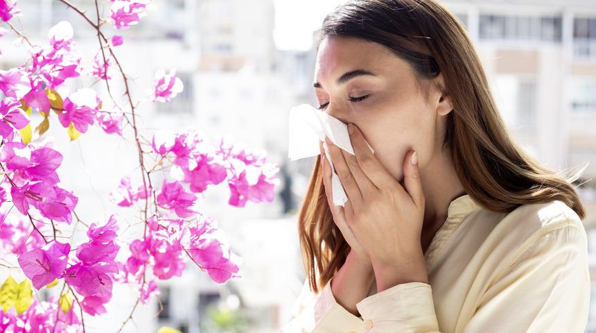 Polen alerjisine ne iyi gelir? Polenlere karşı alerjisi olanlar ne yapmalı?