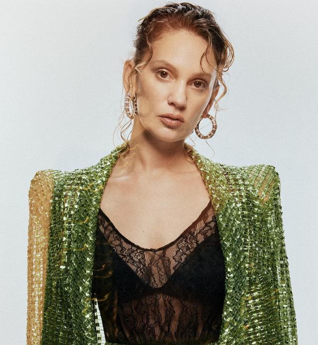 Farah Zeynep Abdullah  5