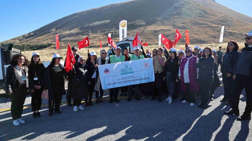 Hacılar&rsquo;da &lsquo;Geleceğe Nefes Cumhuriyet&rsquo;e Nefes&rsquo;