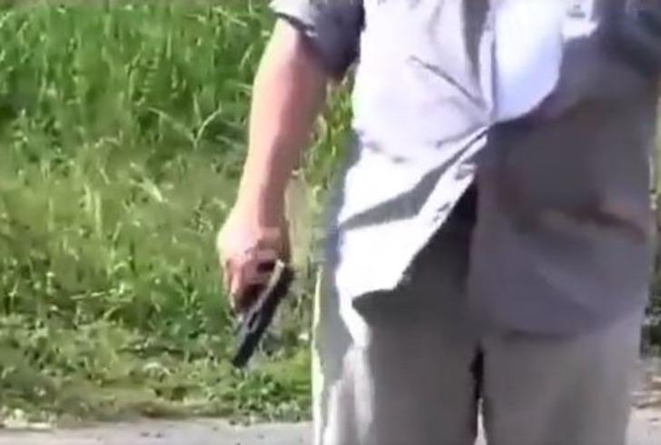 Silahını çıkarıp, yolu kapatan çevreci iklim aktivistlerini vurdu! Panama'daki cinayet anı kamerada G2