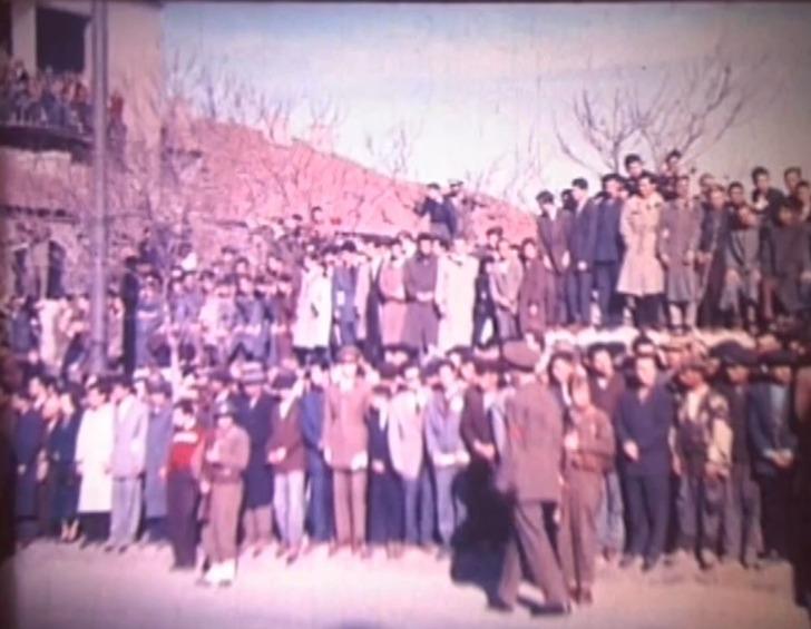 Renklendirilmiş görüntüleri ortaya çıktı! Atatürk'ün naaşının Anıtkabir'e nakledildiği o anlar... "Şimdi seni kurtardığın vatanın her köşesinden gönderilen mukaddes topraklara veriyoruz" G1