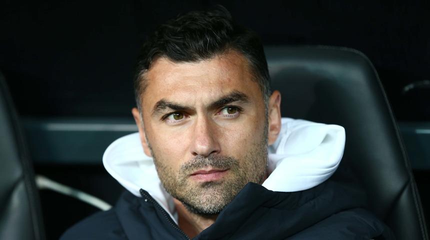 SON DAKİKA: Bodo/Glimt maçında taraftar tepki göstermişti! Beşiktaş'ta Burak Yılmaz görevinden istifa etti, yerine gelecek isim belli oldu... Siyah-Beyazlılar Rıza Çalımbay'a emanet!