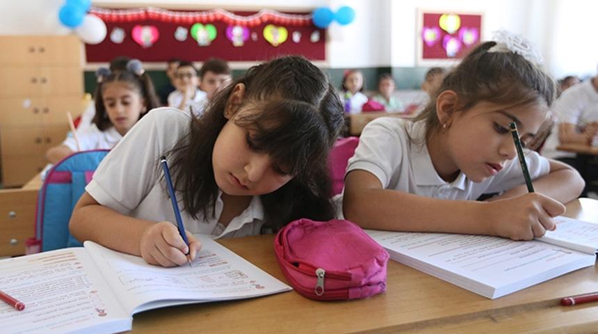 İlk ve ortaokullarda ilk ara tatil bugün başlıyor