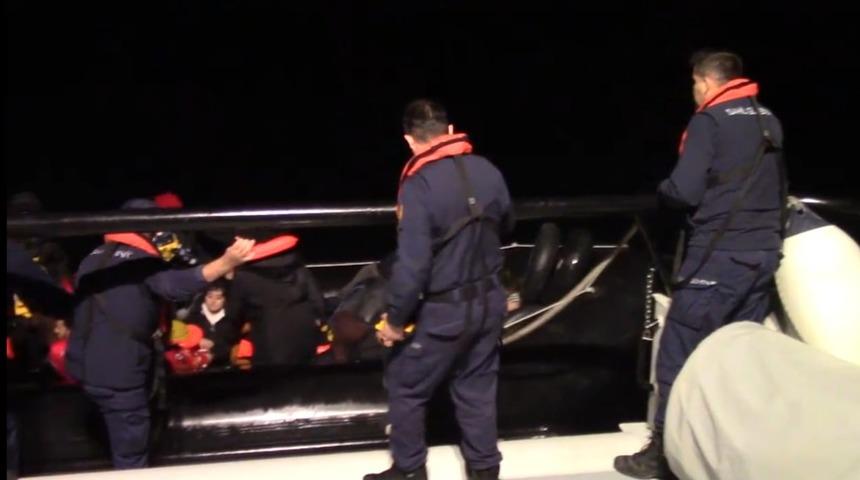 Çanakkale açıklarında 38 düzensiz göçmen yakalandı