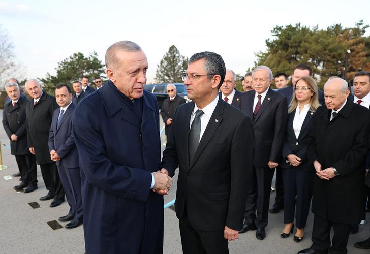 Anıtkabir'de gündeme damgasını vuracak kare: Erdoğan, Özel ve Bahçeli! CHP'deki 'değişim' sonrası bir ilk