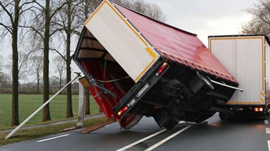 Hollanda&rsquo;dan vatandaşlarına uyarı