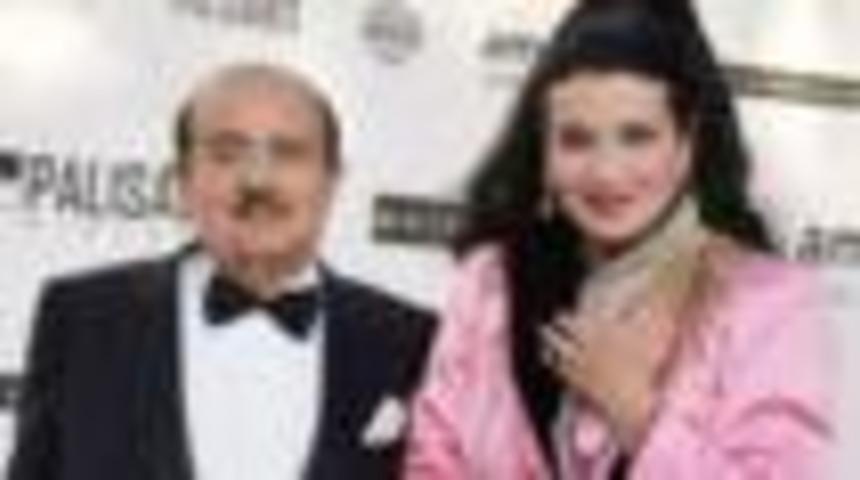 Suudi milyarder Adnan Kaşık&ccedil;ı 82 yaşında &ouml;ld&uuml;