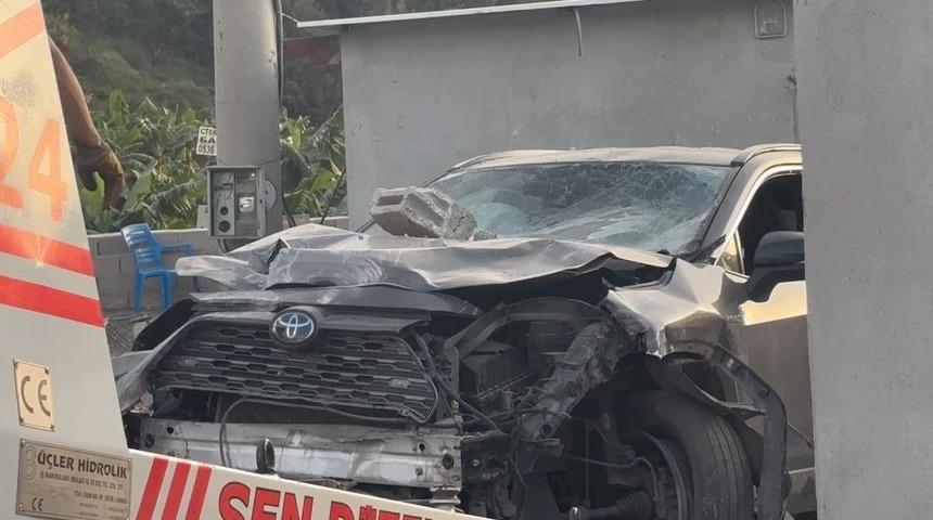 Alanya'da Ukraynalının gasp intikamı! Döviz dolu çantasını çalanları aracıyla çarparak öldürdü