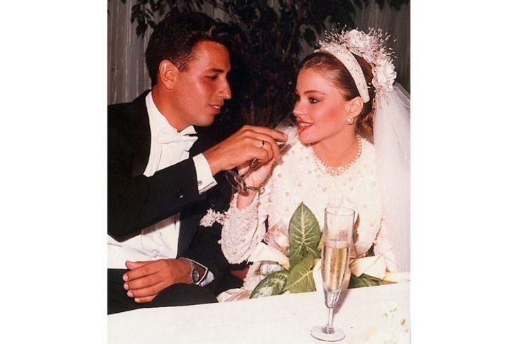 Sofia Vergara, sahilde bol bol güneşlendi G5