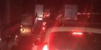 İstanbul istikametinde uzun araç kuyruğu oluştu! Trafik durma noktasına geldi