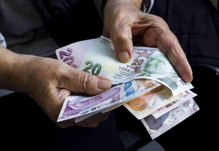 Emekliye yüzde 15 indirim! Ve beklenen ilk adım atıldı: Karar Resmi Gazete'de yayımlandı