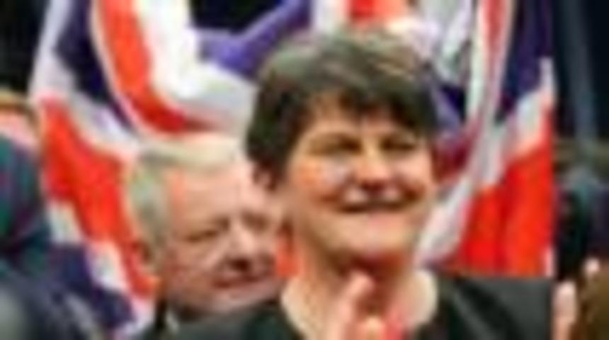 İngiltere se&ccedil;imlerinde kilit parti: DUP