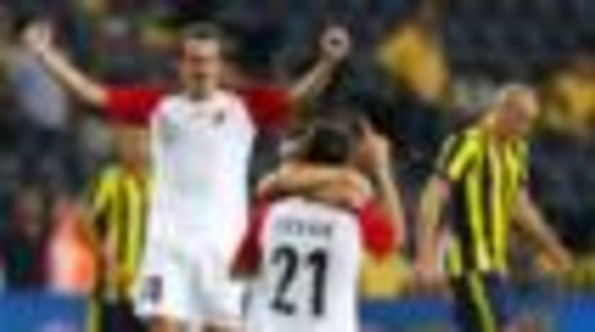 Fenerbah&ccedil;e Avrupa Ligi playoff turunda elendi