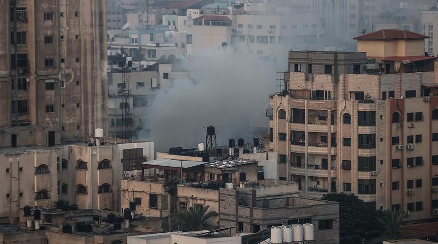İsrail Gazze'deki BM yerleşkesini bombaladı, sert a&ccedil;ıklama geldi! "Sivillerin &ouml;l&uuml;m&uuml; ve yaralanması kabul edilemez"