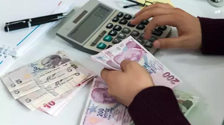 EMEKLİ MAAŞI ÖDEME TARİHLERİ 2023: SSK, Bağ-Kur emekli maaşı ödeme tarihleri değişti mi? Cumhuriyet Bayramı ikramiyesi sonrası merak edildi