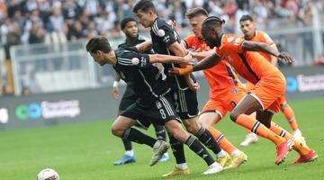 Rıza Çalımbay galibiyetle başladı! Beşiktaş, konuk ettiği Başakşehir maçından 1-0'lık skorla ayrılmasını bildi